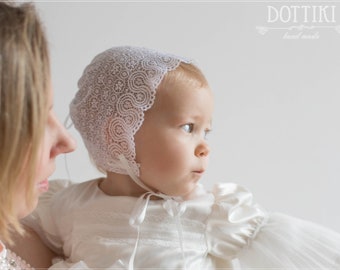 Bonnet en dentelle pour bébé - Bonnet de baptême - Bonnet de baptême - Bonnet de baptême - Bonnet blanc