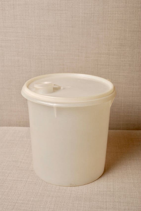 Vintage Round Tupperware Container Large Hinged Lid