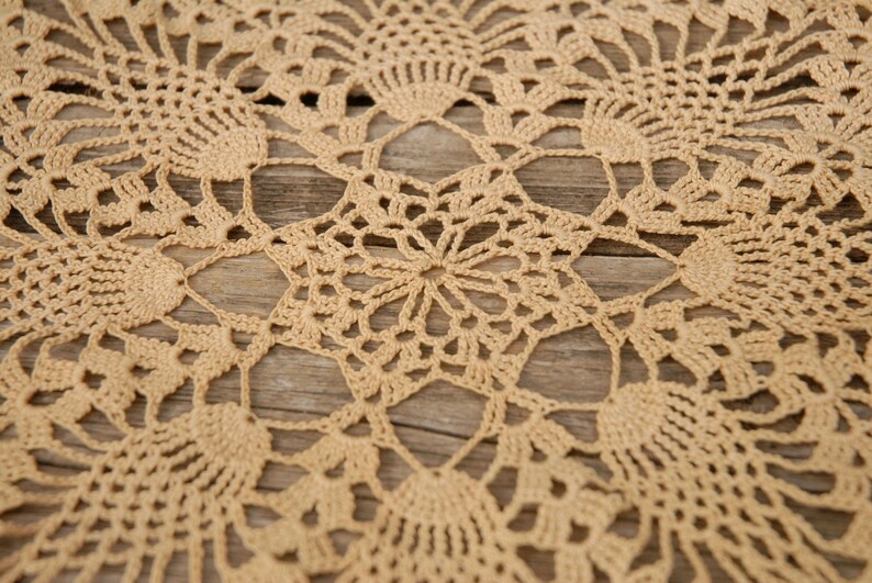 crochet lace 15 doily Ecru doily Vintage Crochet Pineapple Star Doily Antique White doily