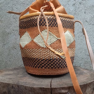 Handwoven sisal bag/ kiondoo bag/ kiondo bag/ handmade everyday  bag
