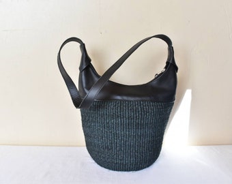 Sac à bandoulière noir, sac kiondoo en sisal tissé à la main