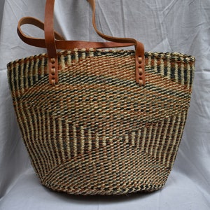 Hand Woven Sisal Tote Bag in Natural Color.