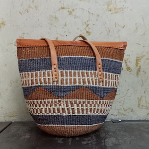 Handwoven sisal kiondoo handwoven handbag