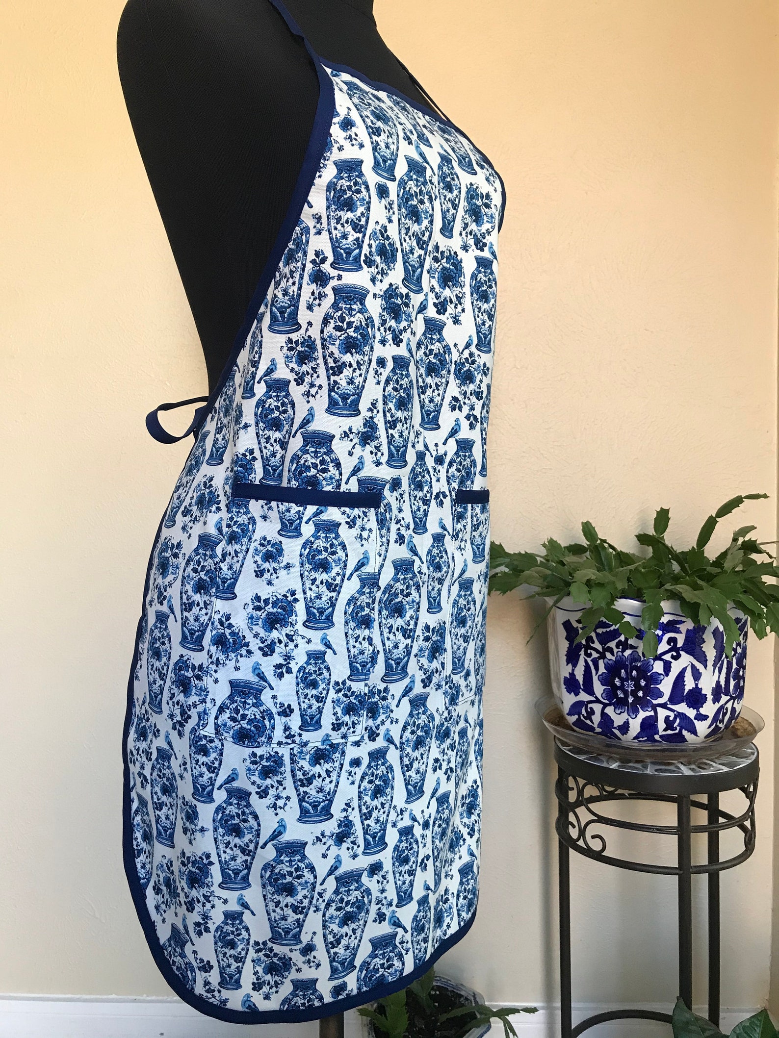 Fashion Apron for Women With Pockets Personalized Apron Etsy