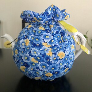 spring flowers teapot cozy, blue,yellow, reversible,birthday gift, friends,family