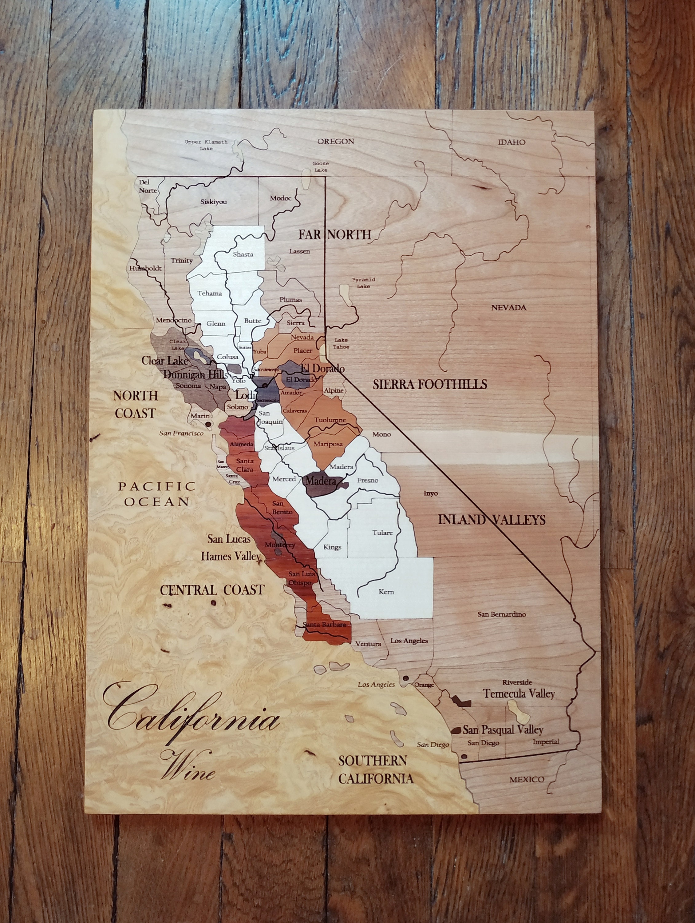 Carte Des Vins, Les Vins de Californie, Bois Naturel, Marqueterie, Autour Du Vin, Idée Cadeau, Décor