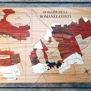 Vins de BOURGOGNE, le domaine de la Romanée-Conti, carte en bois naturel, MARQUETERIE, décoration murale, fait main