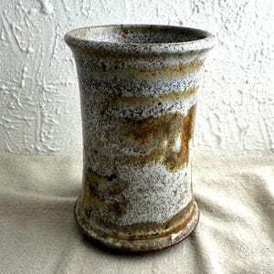 Studio Art Pottery Vase / Vessel, artist signed, 5 3/4&quot; tall, 3 1/2&quot; diameter, rustic glaze, preowned