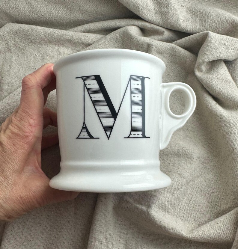 Anthropologie Apothecary Letter M Mug bild 5
