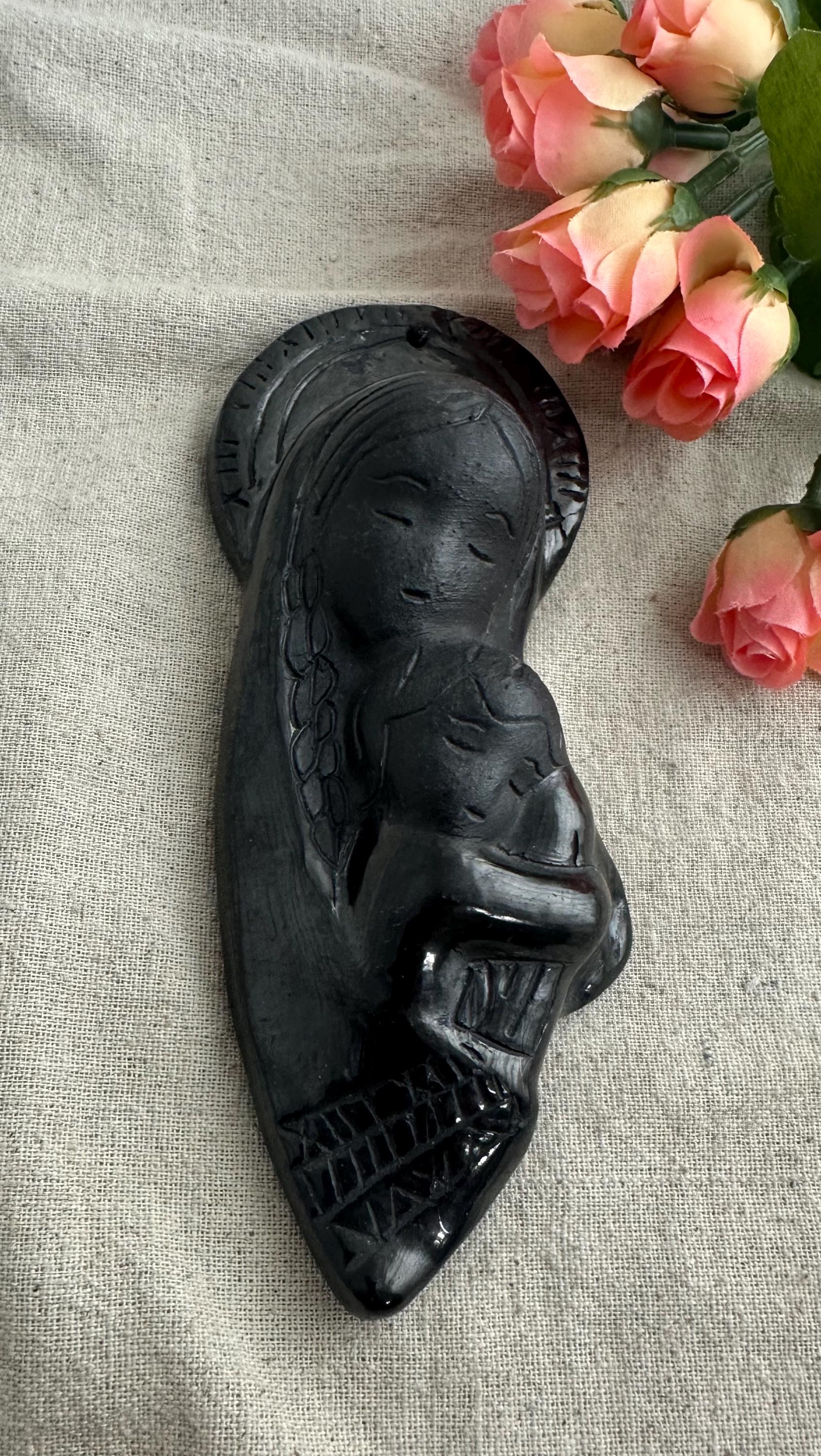 Vintage Black Clay (Barro Negro) Madonna and Child Religious Wall Hanging, Mexico, 7" x 2 3/4", hole for hanging, vintage, unbranded
