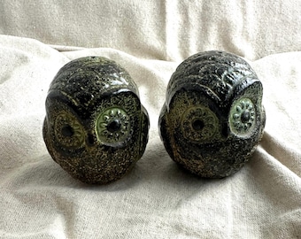 Vintage Ceramic Owl Salt and Pepper Shakers, Made in Japan