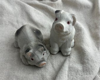 Figuras de cerditos de porcelana bisqué vintage, par