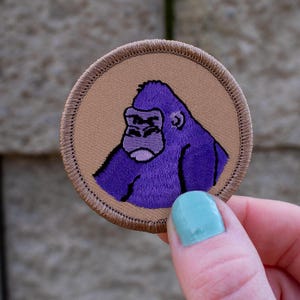 Purple Gorilla Patch (086A) – 2 Inch Diameter Embroidered Patch