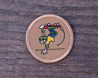 Skateboard Patch (089) – 2 Inch Diameter Embroidered Patch