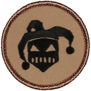 Scary Jester Patch (232) 2 Inch Diameter Embroidered Patch