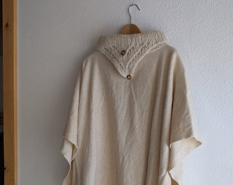 Vintage Natural Cream Wool 1970s Poncho Cape