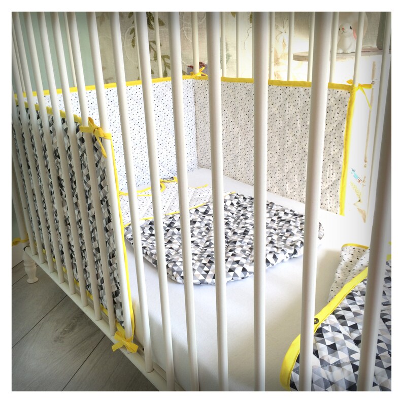 Tour De Lit Veloudoux - Tiga, Stegi & Ops De Noukies