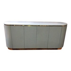 Mid 20th Century Credenza By Mastercraft
