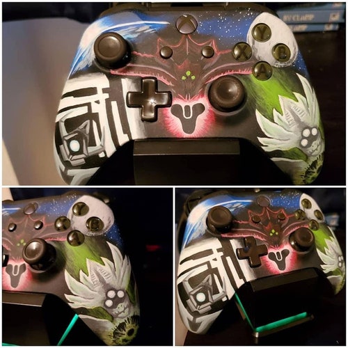 Custom Handpainted Videogame Controllers | Xbox controller | PlayStation controller | Custom art | Custom controller | Controller mod