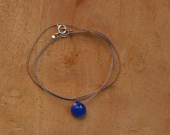 Cobalt blue quartz stone wire necklace gold filled 14 K customizable klein indigo electric