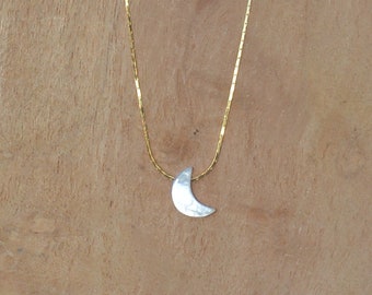 Minimalist mother-of-pearl moon necklace 925 silver vermeil