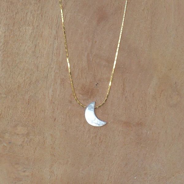 Mother of Pearl Moonstone Pendant Necklace main image 0