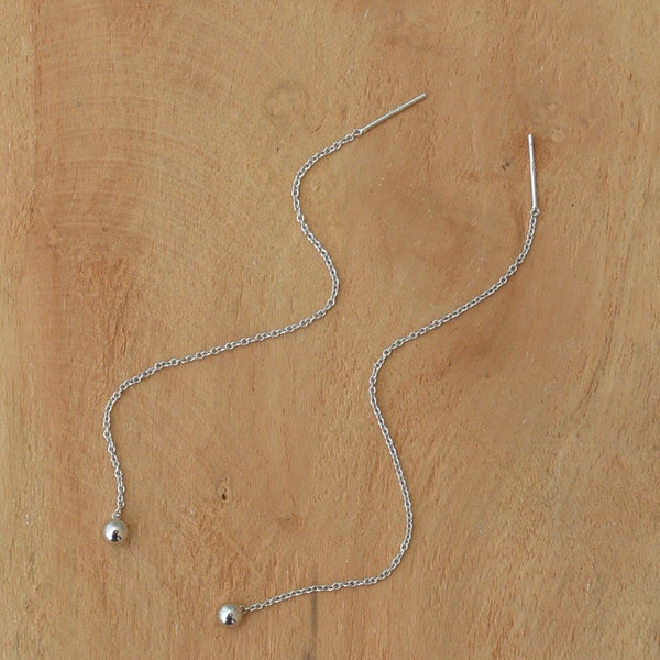 Boucles d'oreilles chaîne longues minimalistes avec perle en argent 925
