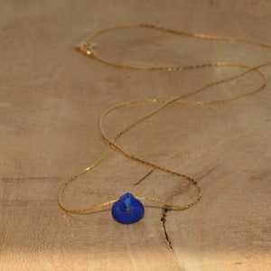 Minimalist chain necklace pendant natural stone heart lapis lazuli silver 925 rose gold vermeil