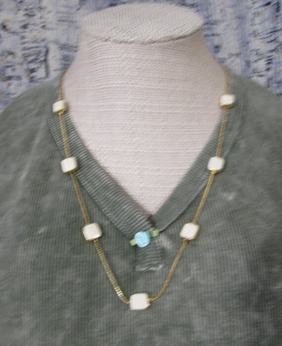 Gold 10KP Chain Necklace + Monet Round  Earrings-… - image 9