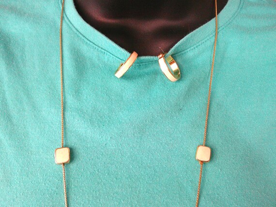 Gold 10KP Chain Necklace + Monet Round  Earrings-… - image 3