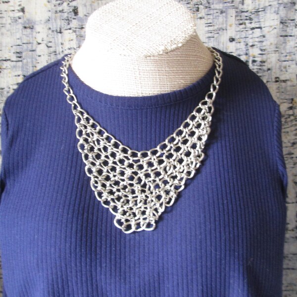 Curb Chain Chainmail Bibb Necklace-Length 20"-Matinee Length-Stainless Steel- Vintage Necklace