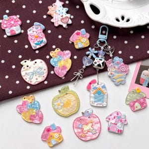 2PCS Apple Star Acrylic Charms, Y2K Button Beads, DIY Bracelet Necklace Phonechain Beading Supplies