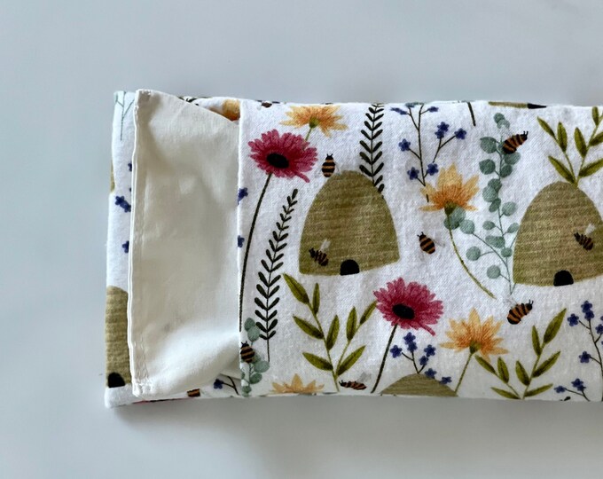 Floral Beehive Flannel Microwave Heating Pad With Washable Cover. Rice