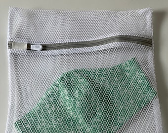 Small Mesh Laundry Bag with Zipper. Small Hole Mesh Laundry bag for Masks. Washing Machine Bag. Lingerie Bag