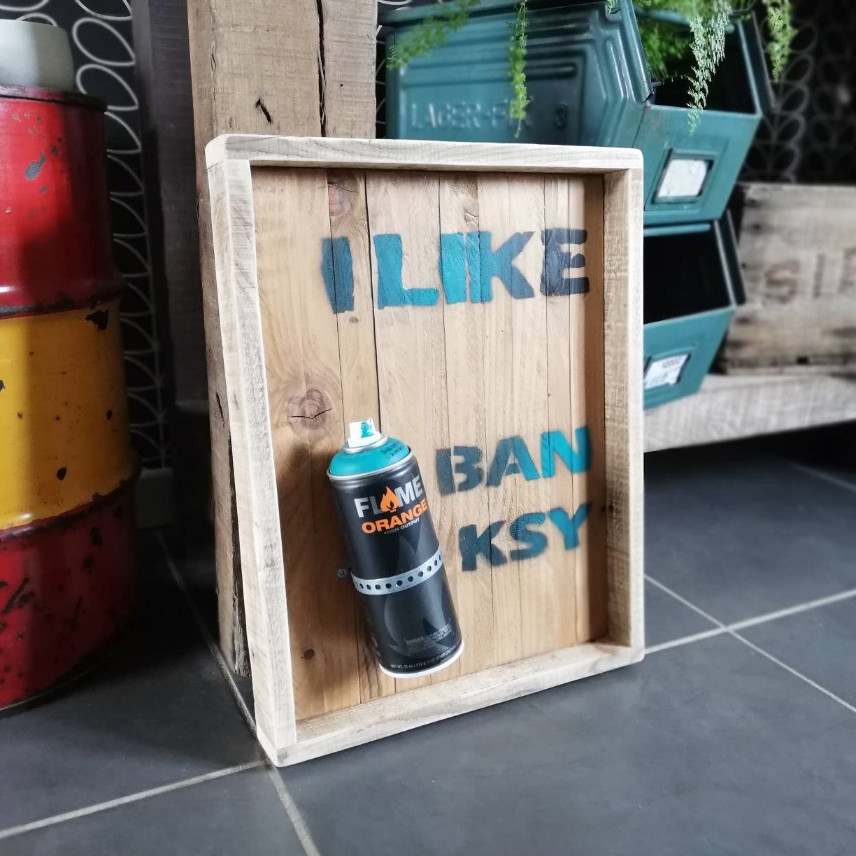 Cadre Décoratif en Bois Recyclé I Like Bansky