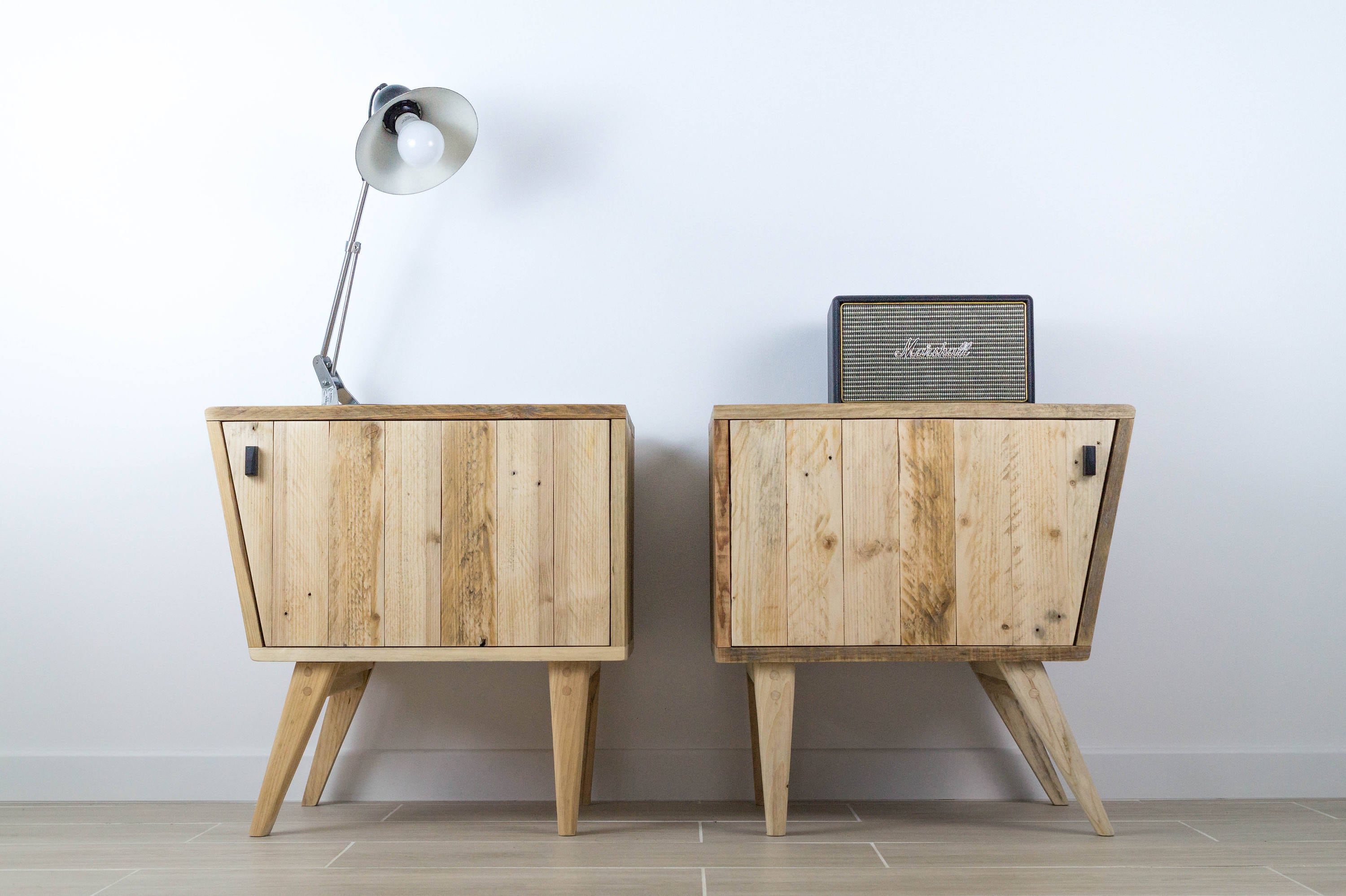 Meuble Range Vinyles, Meuble d'appoint, de Salon, d'angle, en Bois, Bois Recyclé, Scandinave Bois