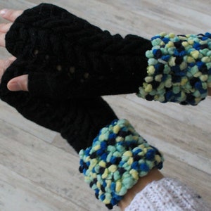Black fingerless gloves Knit arm warmers Hand warmers Handmade fingerless mittens image 4