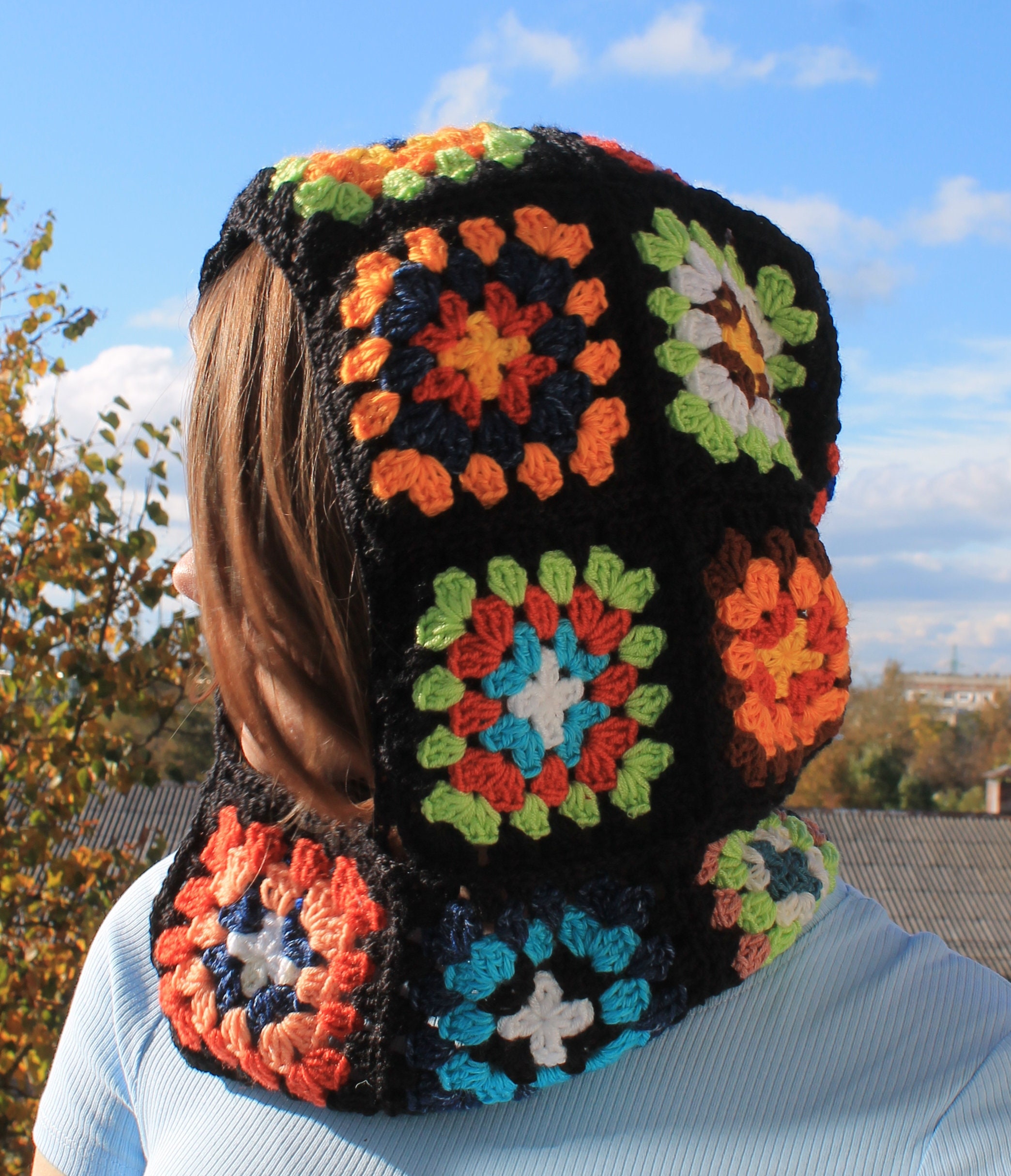 Cagoule au crochet, cagoule carrée de grand-mère, cagoule noire et blanche  faite à la main Mochi, chapeau carré de grand-mère, chapeau d'hiver au  crochet, -  France