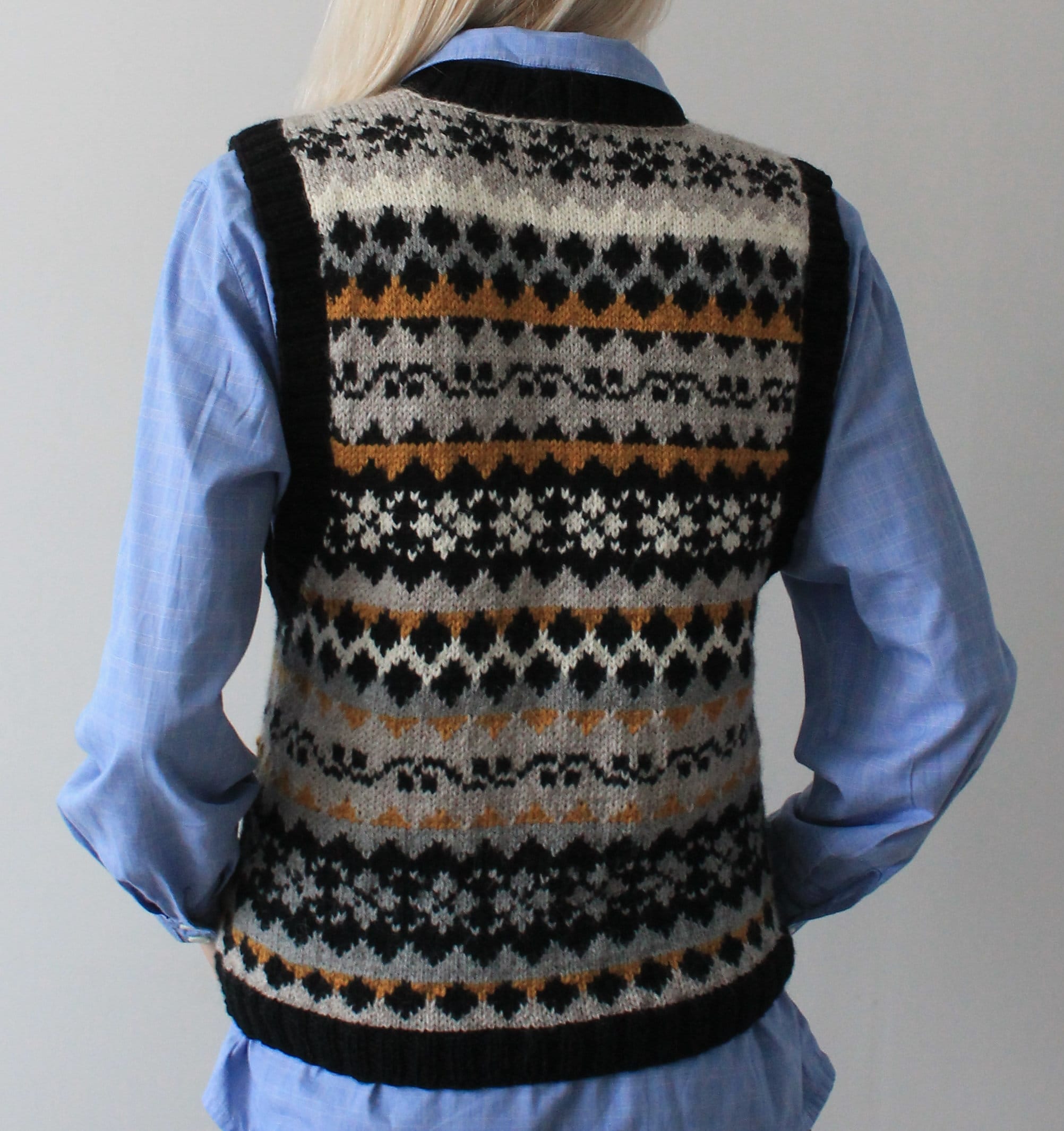 Handmade Fair Isle Sweater Vest Knitted Wool Vest for Women Handmade Fair Isle Sweater Vest Knitted Wool Vest for Women