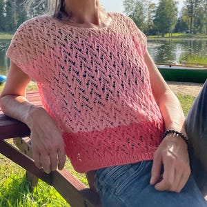 Chaleco suéter tejido a mano Top transparente sin espalda Top corto de encaje de verano hecho a mano Encaje
