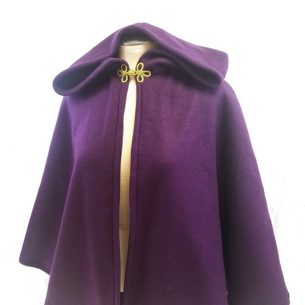 Manteau violet, manteau polaire court à cercle complet avec capuche, veste de printemps d’automne royal pourpre Cape médiévale
