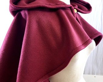 Capelet Medieval Hood Short Fleece Cloak, Burgundy Fleece Hood