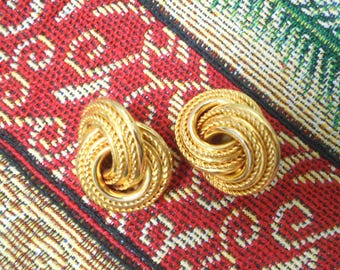 Vintage Double Circle Gold tone Clip Earrings