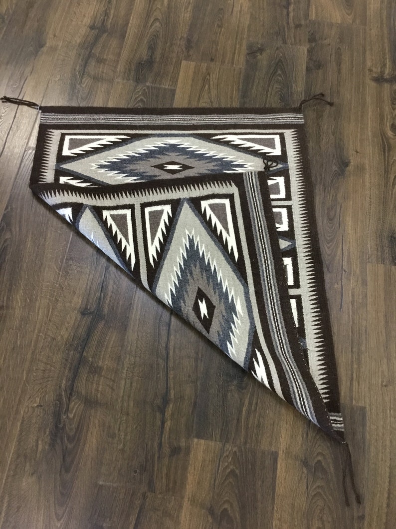 Authentic Navajo Teec Nos Pos Rug image 7