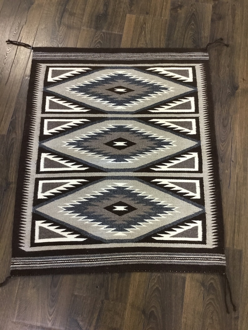 Authentic Navajo Teec Nos Pos Rug image 2