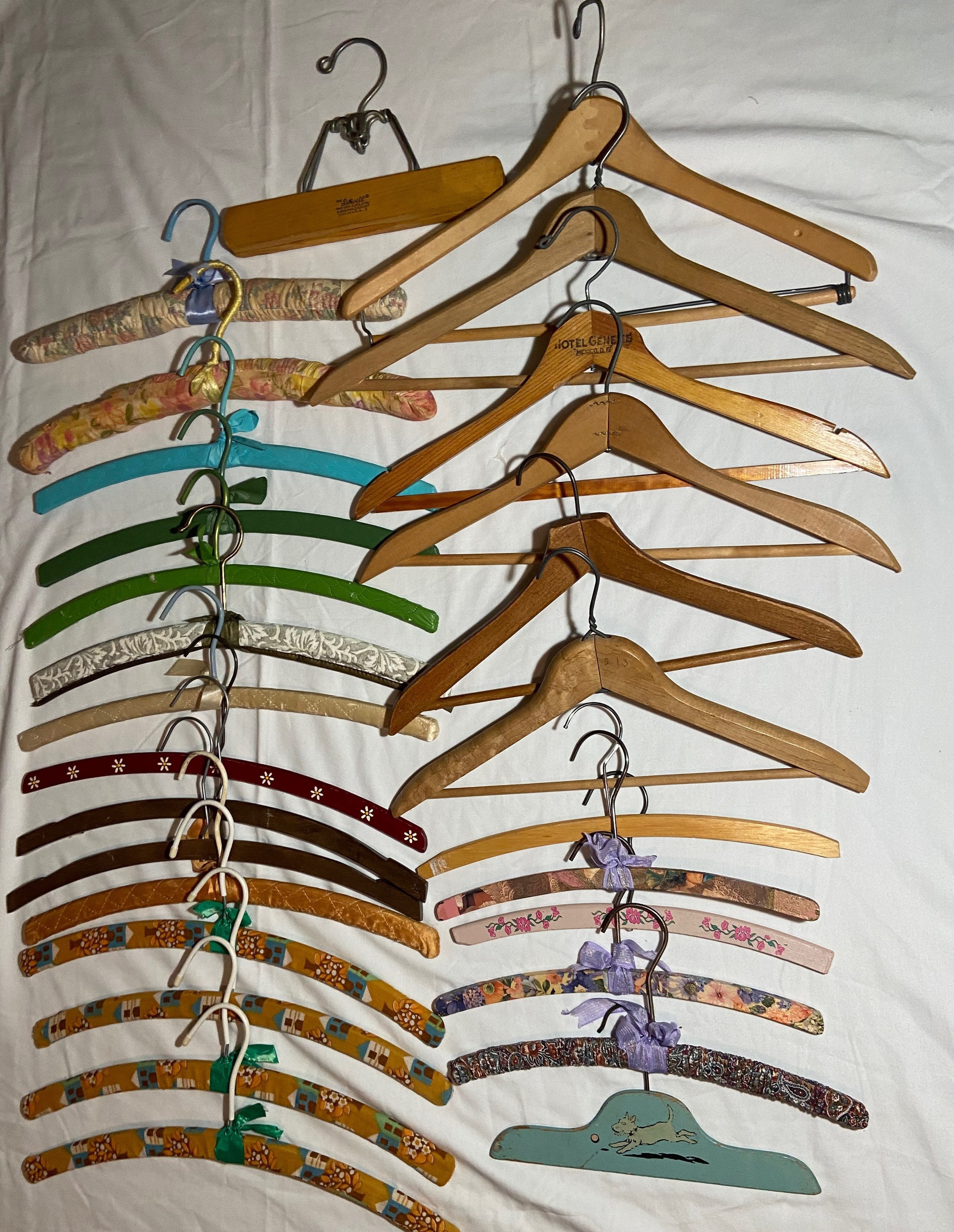Vintage Children's Clothes Hangers – Duckwells