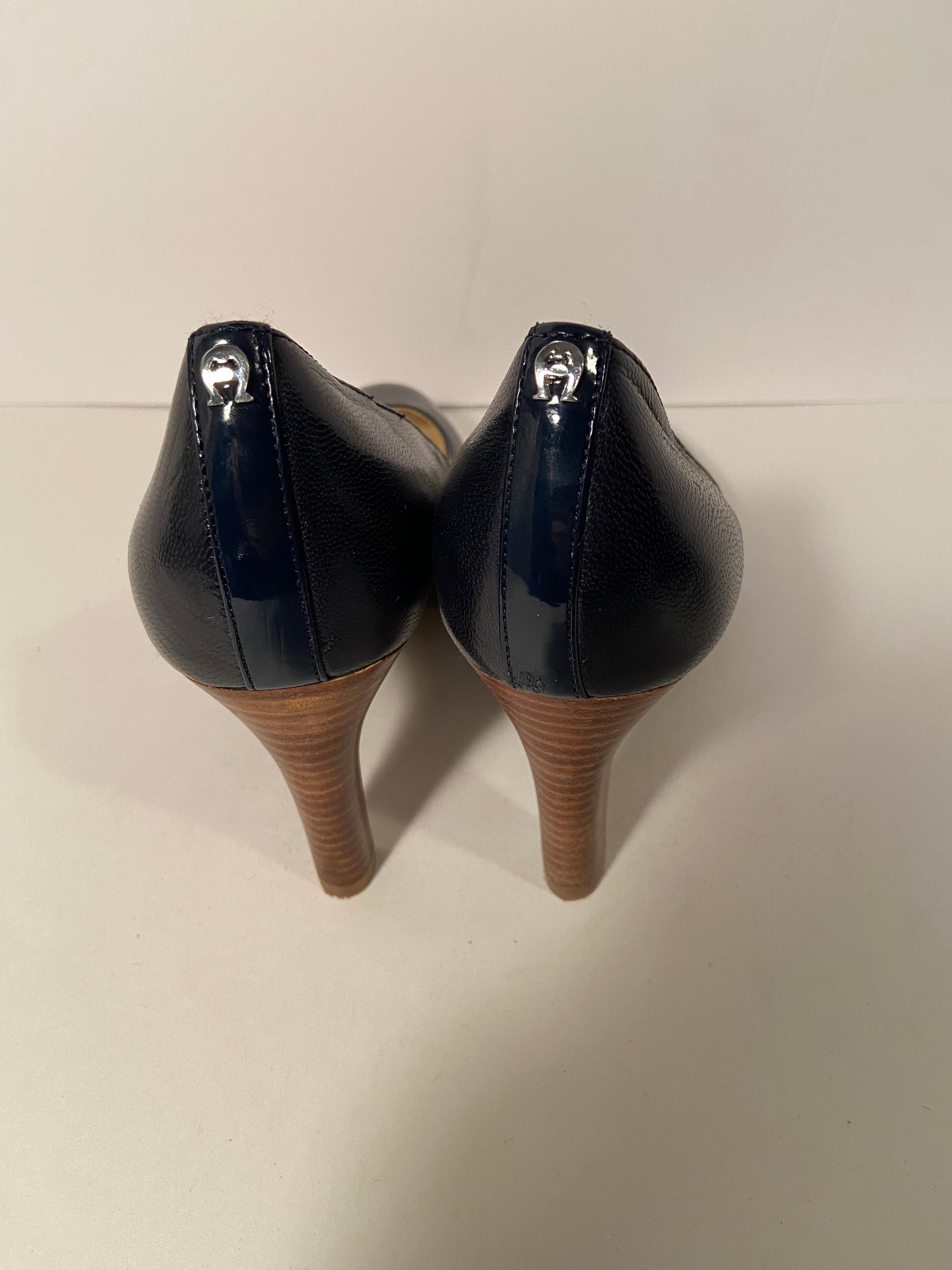 Etienne Aigner Navy Blue Low Heel Pumps by Etienne Aigner main image 1