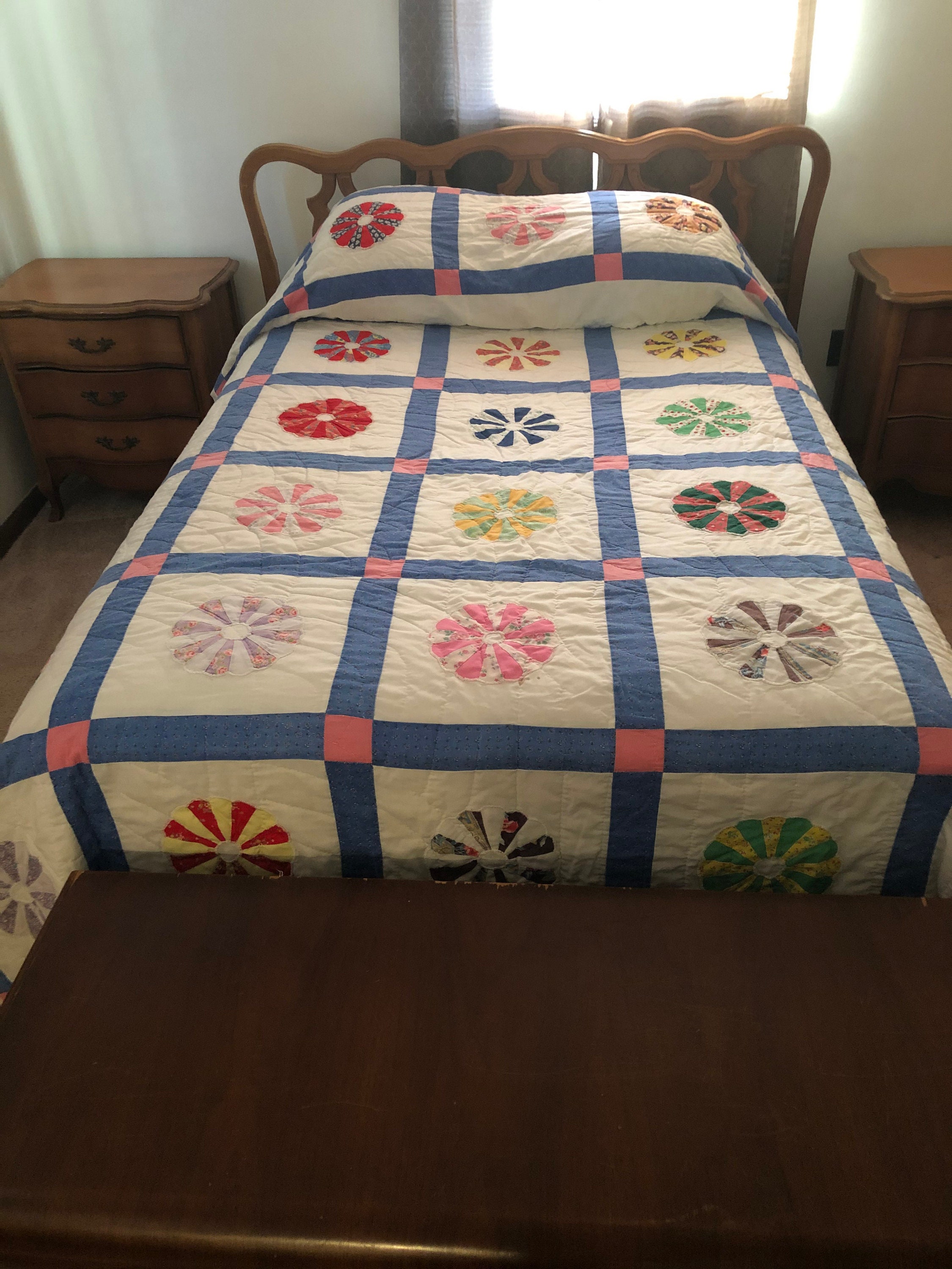 Vintage Hand Sewn Patchwork Quilt With Pillow Topper Queen Etsy