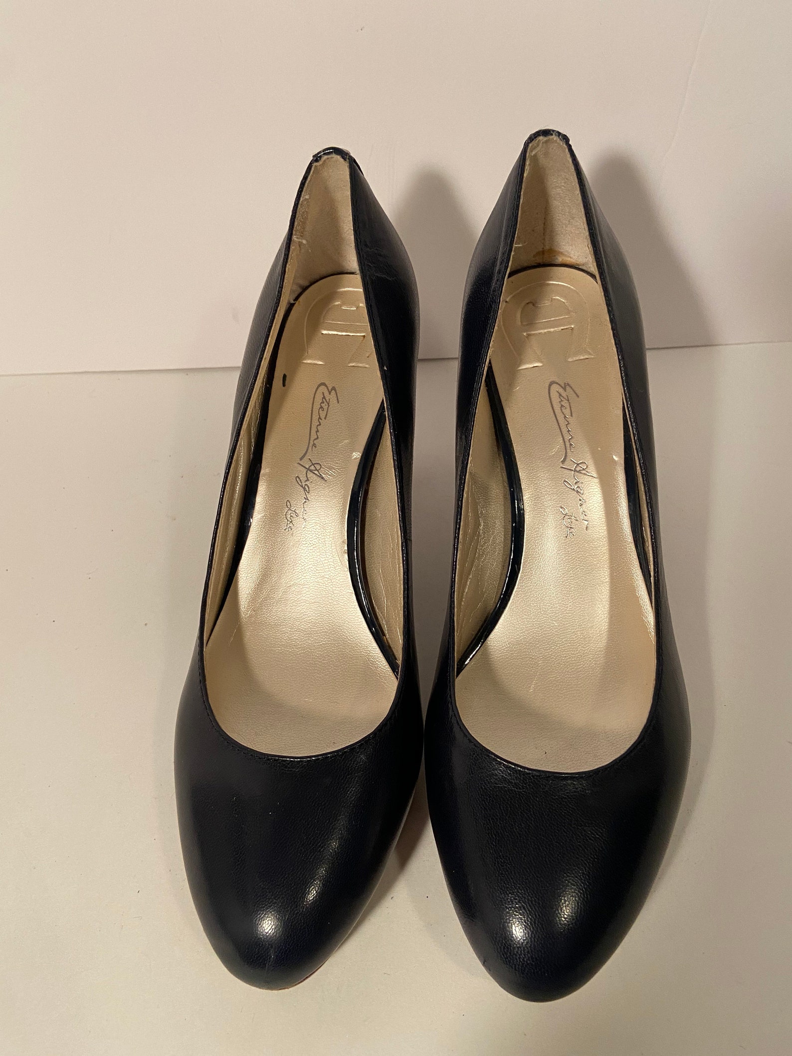 Vintage Navy Blue Etienne Aigner Leather Pumps / Designer - Etsy