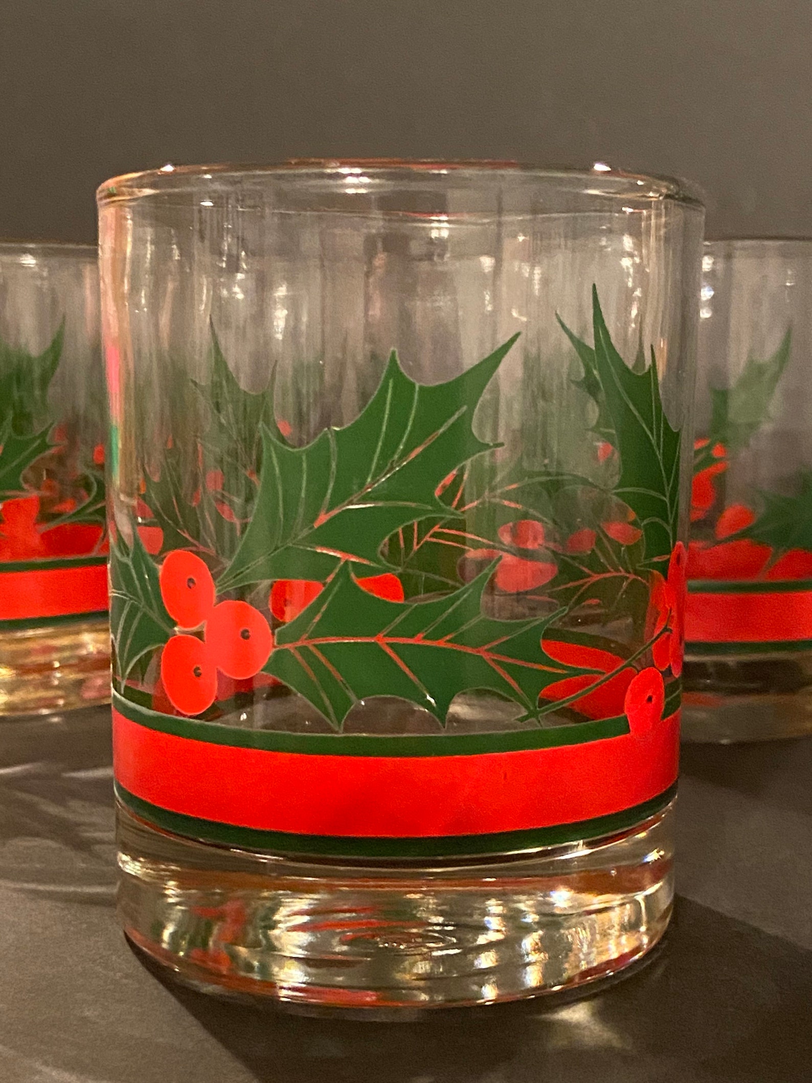 Vintage Holiday Drinking Glasses Set of 6 Mistletoe / Holiday Etsy